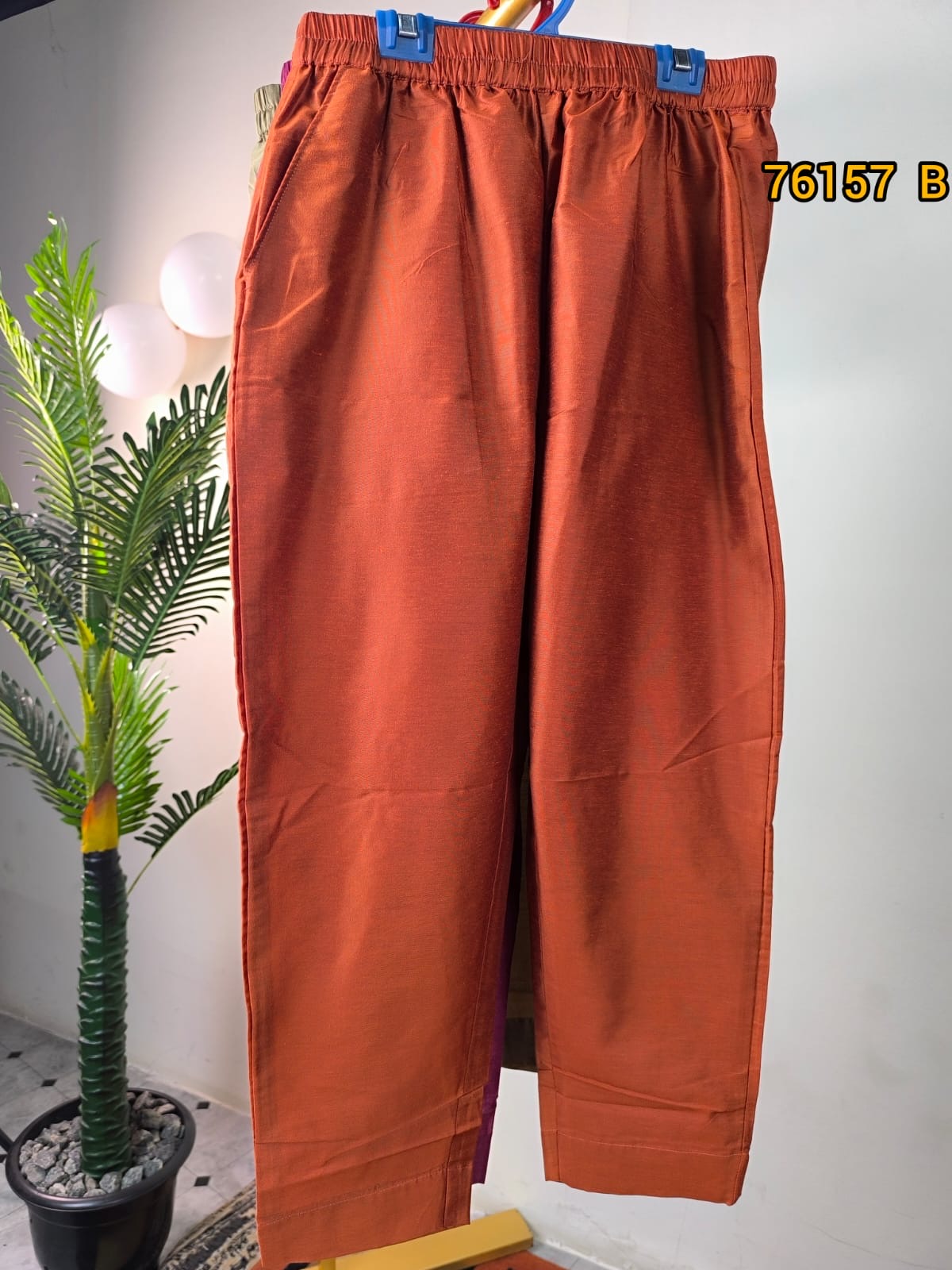 Cotton silk pencil fit pants 76157