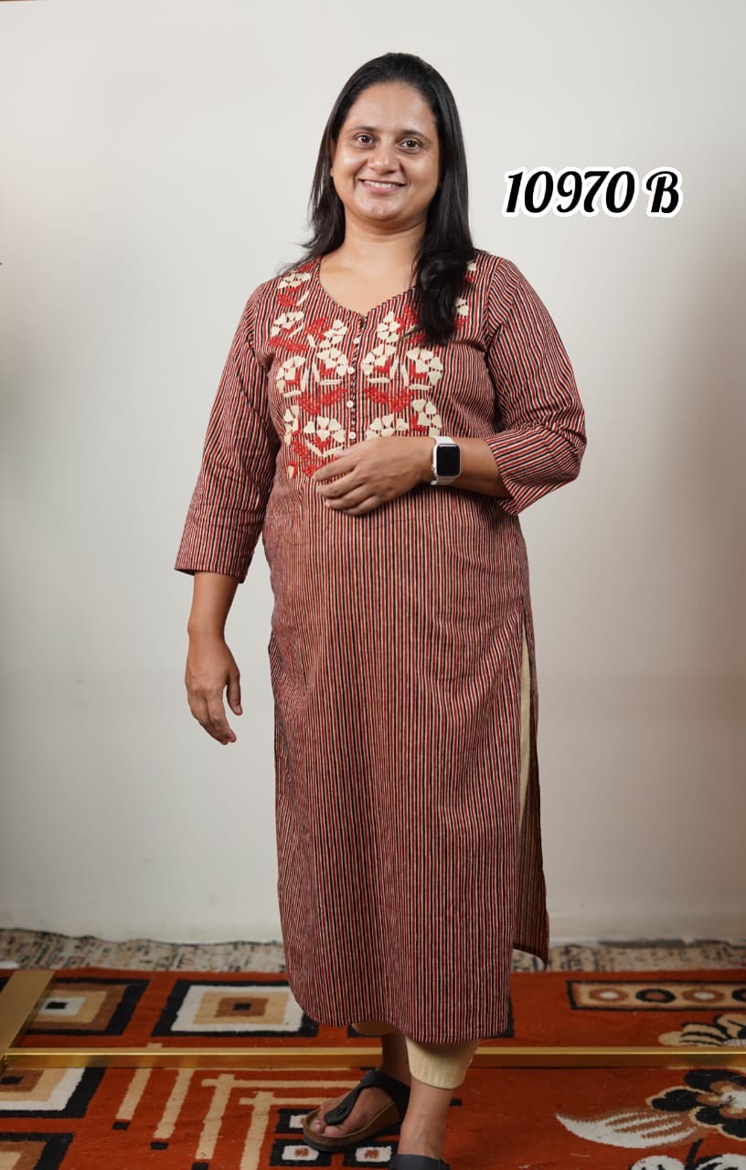 Cotton kurthi with embroidery work 10970