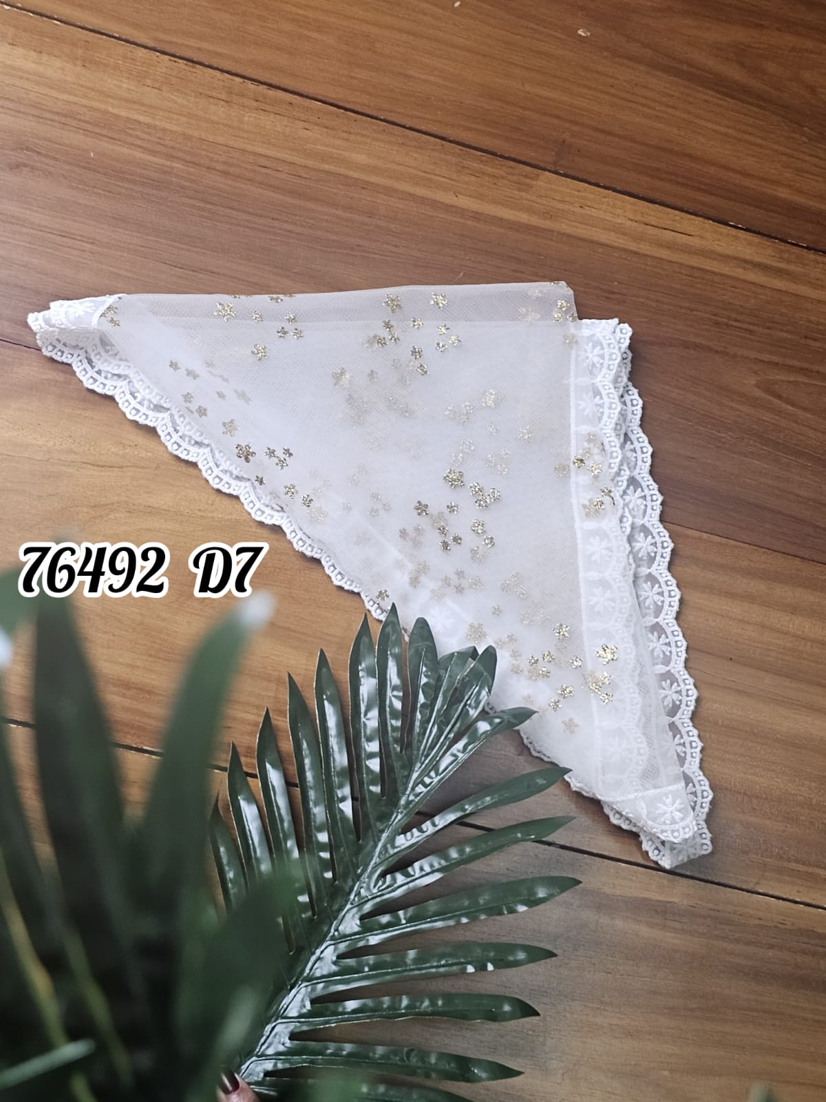 Lace Church Veil Scarf – Triangle Mantilla Head Covering | Code: 76492 D