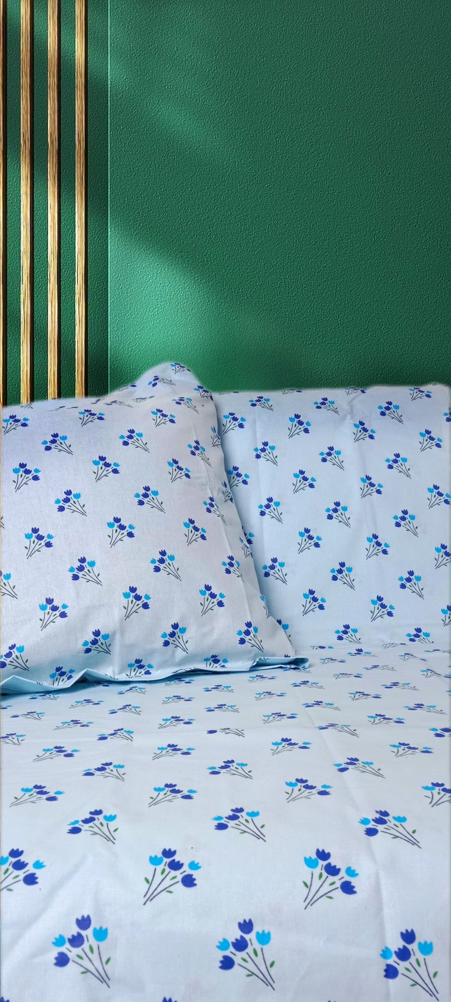 100% Cotton Double Bedsheet | SIZE - 2.29m X 2.54m Code:3686