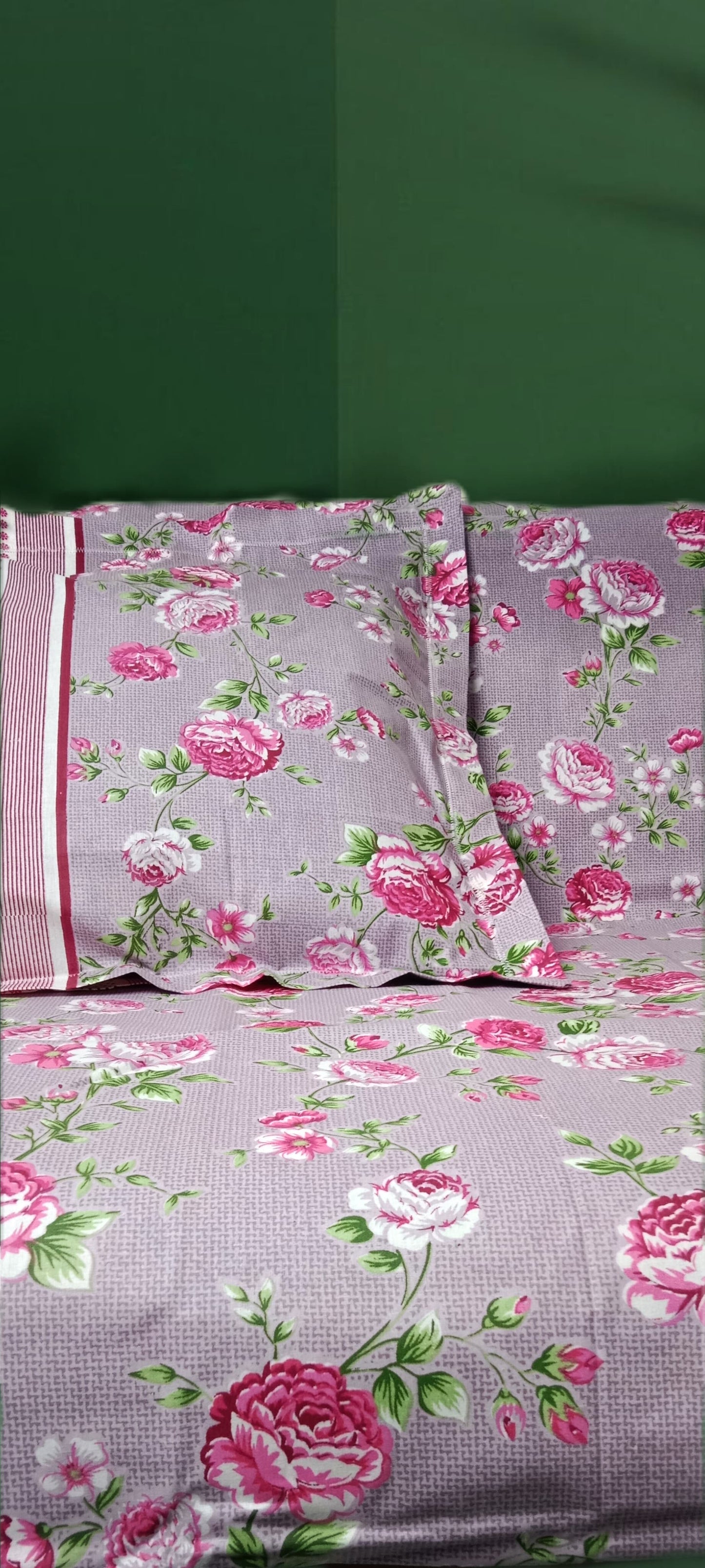 100% Cotton Double Bedsheet | SIZE - 2.29m X 2.54m Code:3686