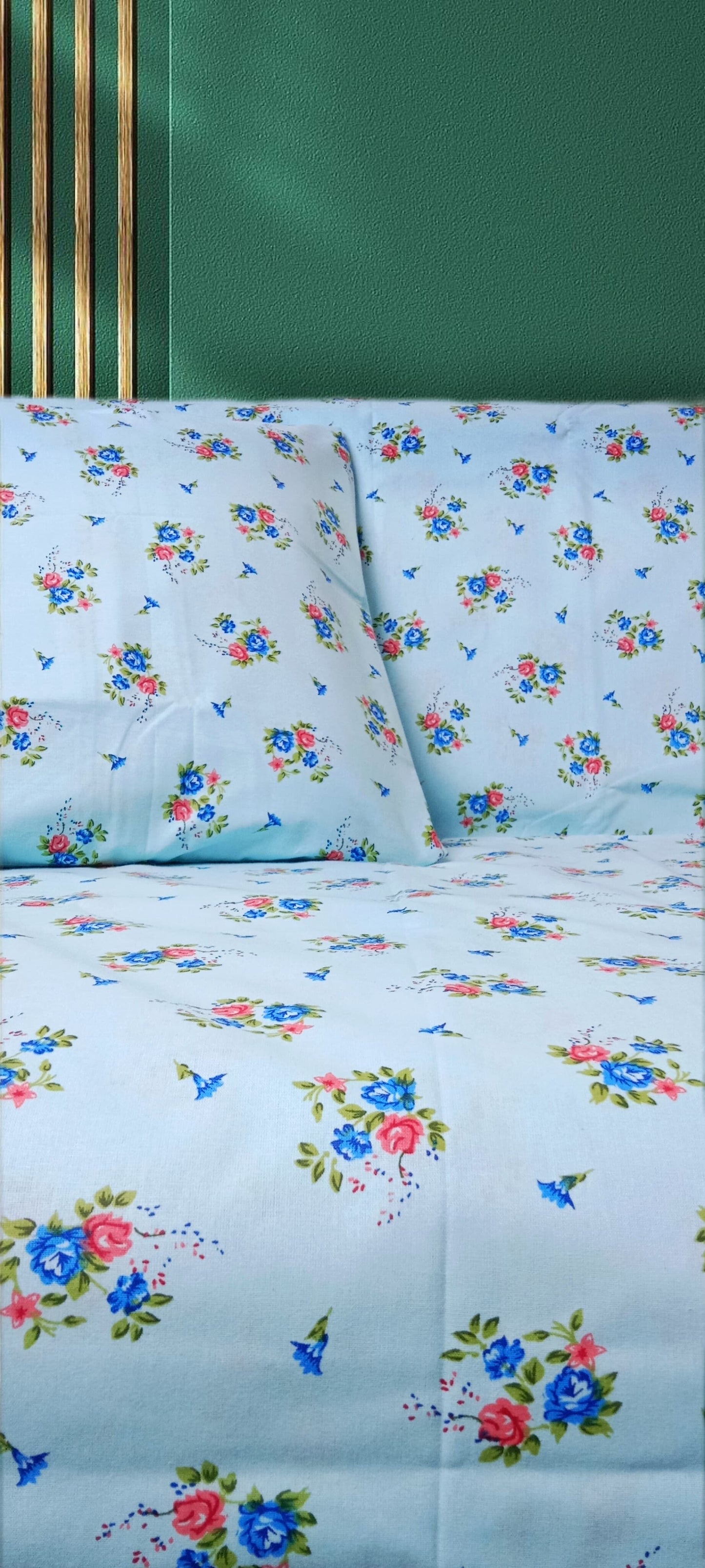 100% Cotton Double Bedsheet | SIZE - 2.29m X 2.54m Code:3686