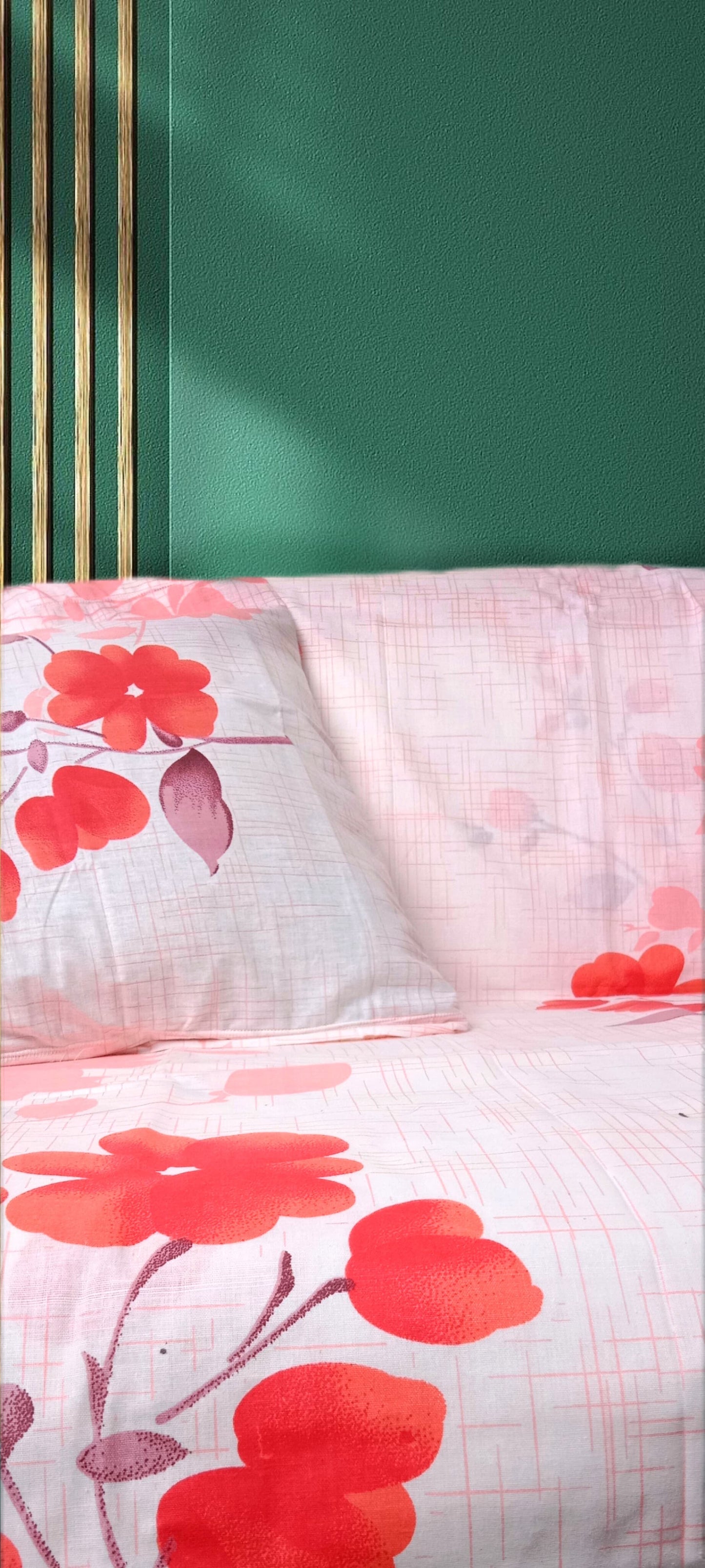 100% Cotton Double Bedsheet | SIZE - 2.29m X 2.54m Code:3686