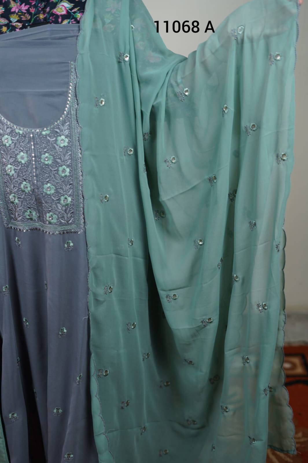 Georgette with embroidery unstitched salwar suits 11068
