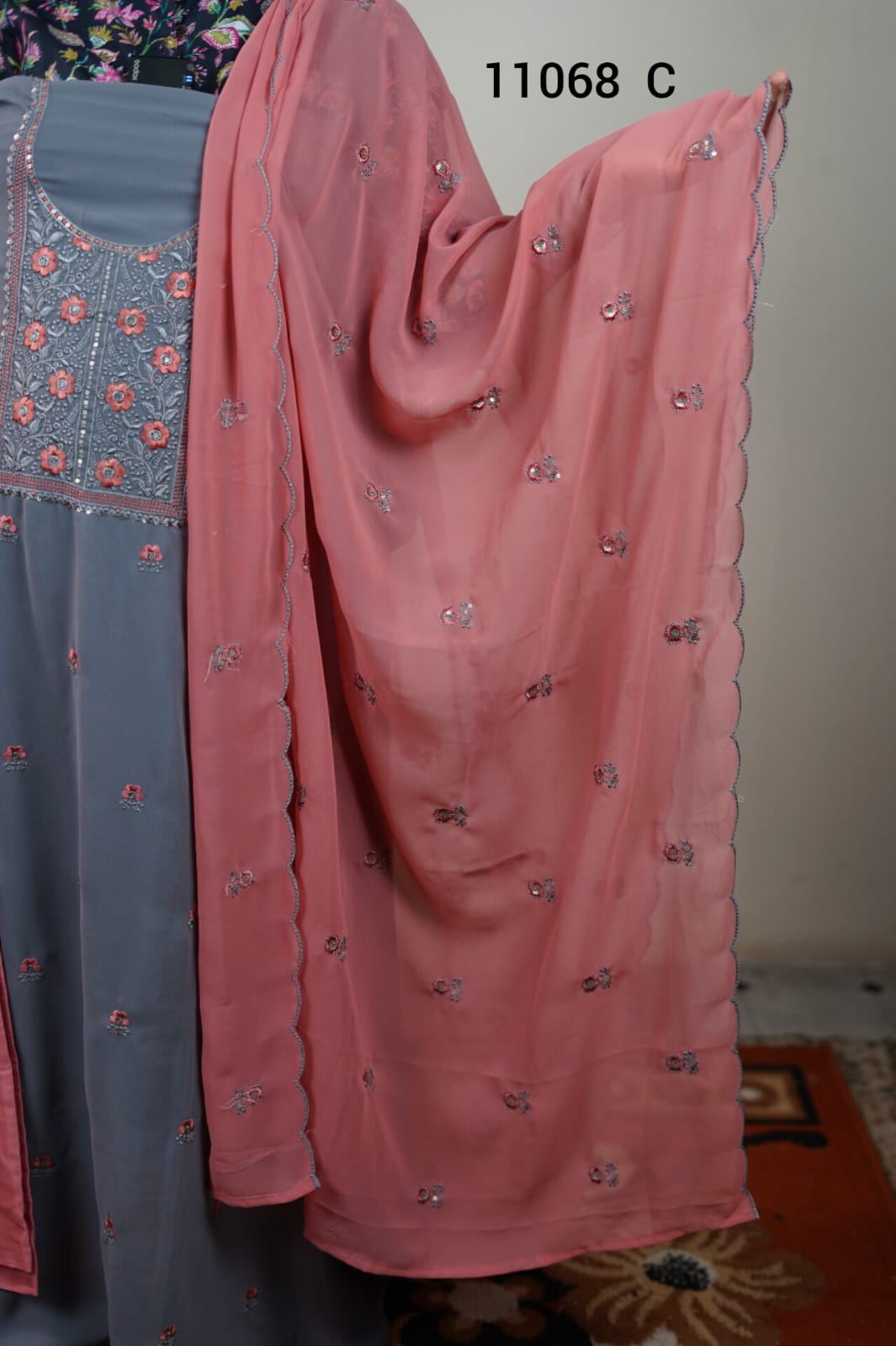 Georgette with embroidery unstitched salwar suits 11068