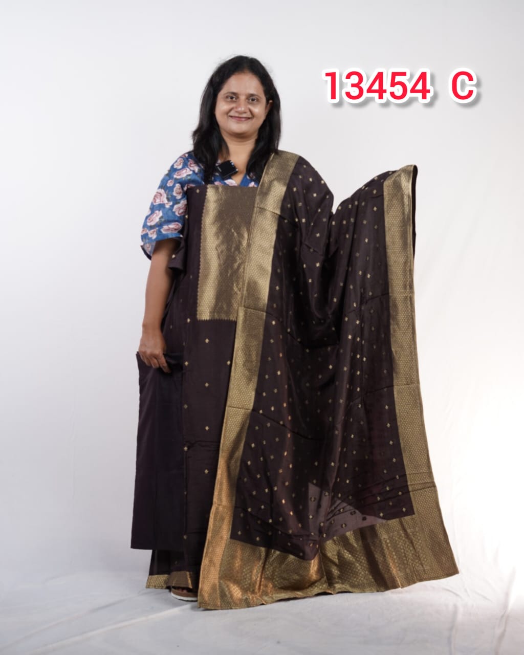 Semi Banarasi Unstitched Salwar Suit 13454