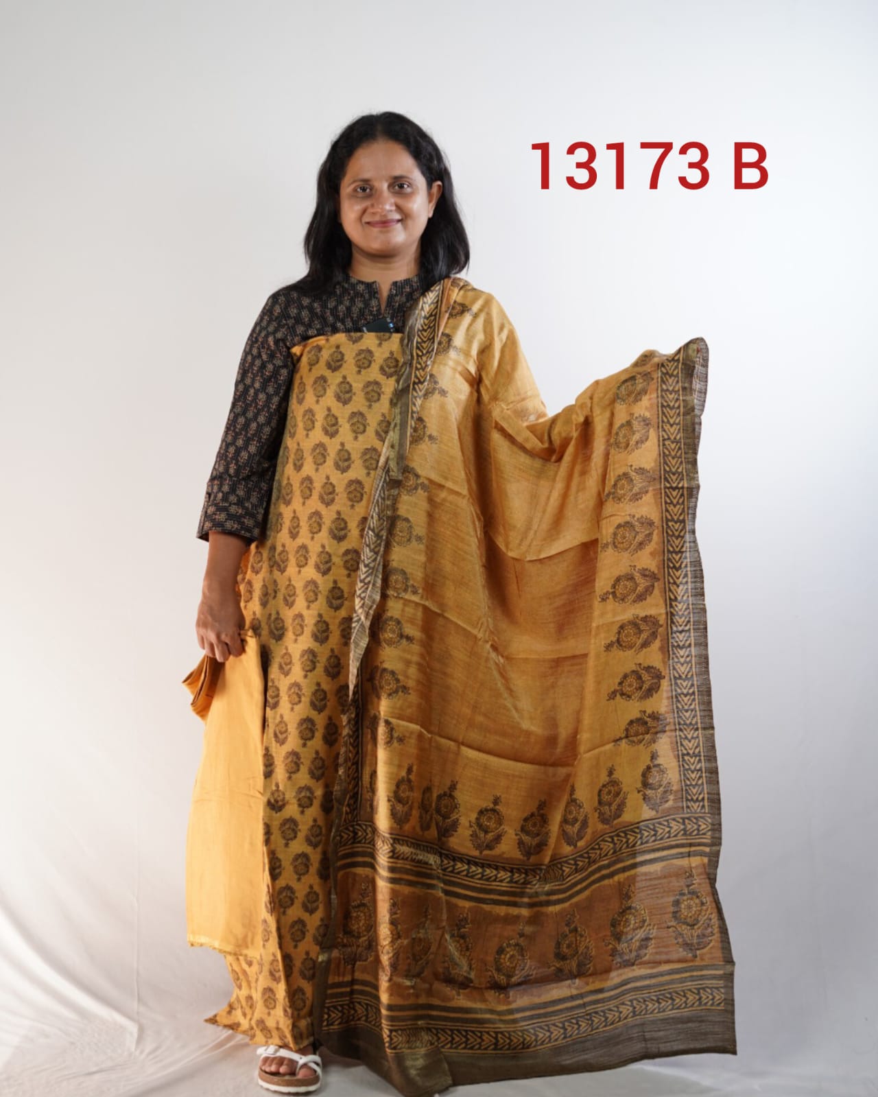 Semi Tussar Unstiched Salwar Suits 13173