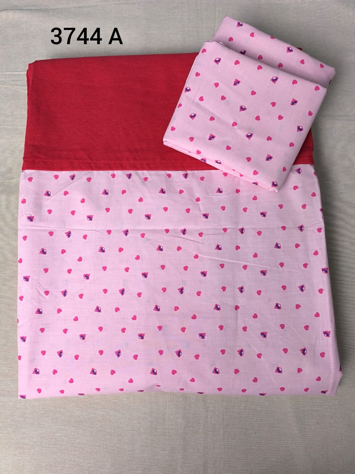 100% Cotton Double Border Bed sheet (1+2) Size 90 X 100  Code: 3744