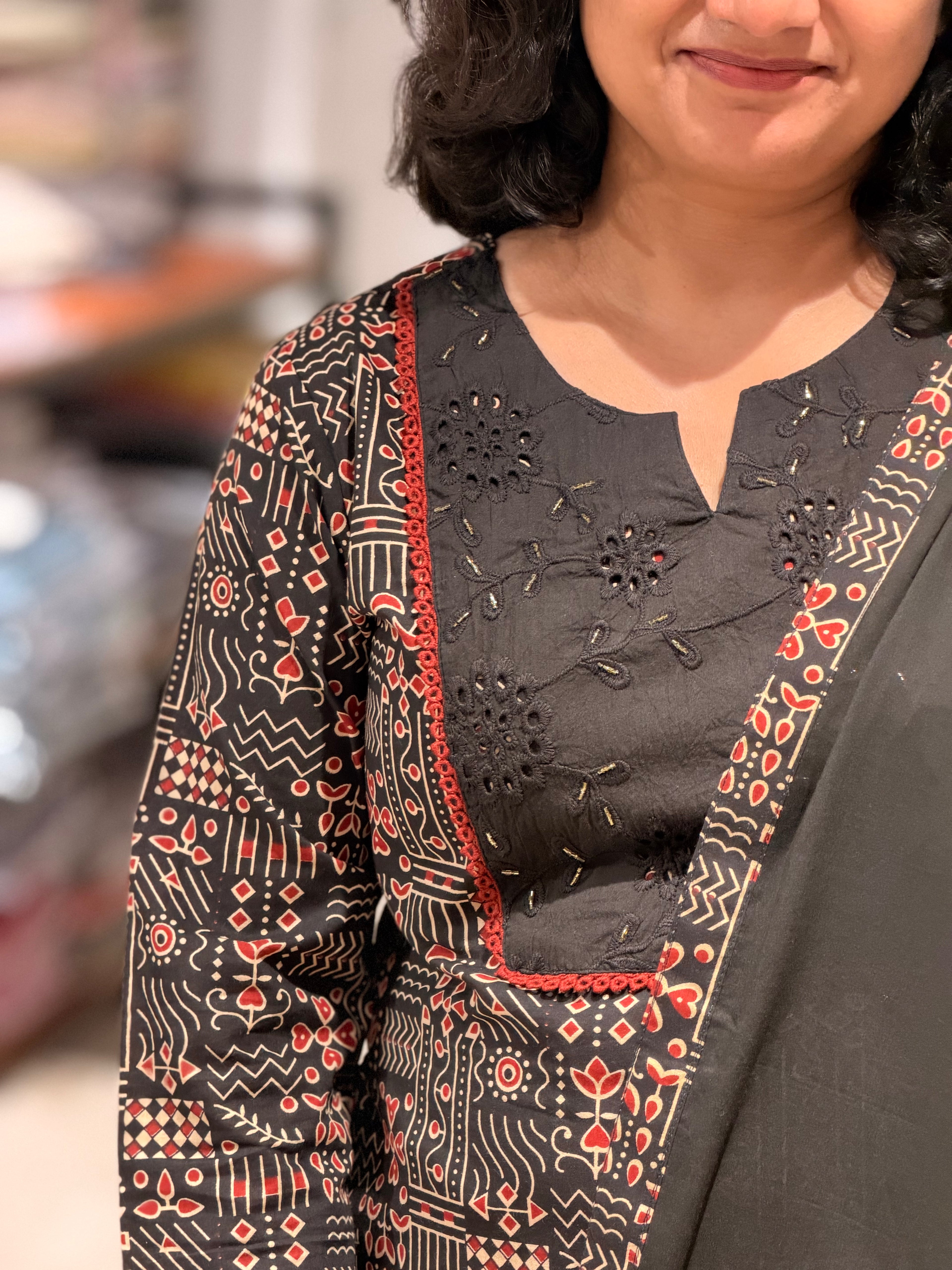Ajrakh Ready-to-Wear Set with Dupatta – Black With Red