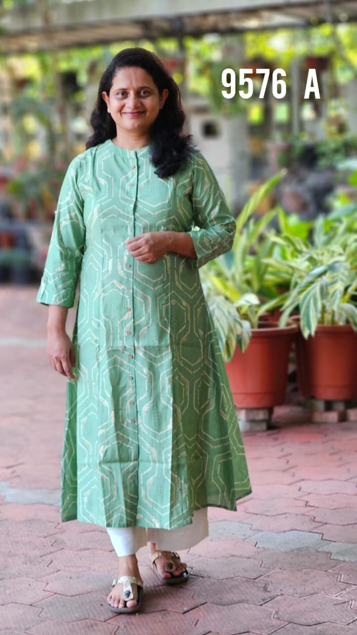 Muslin Silk daily wear Kurthi 9576