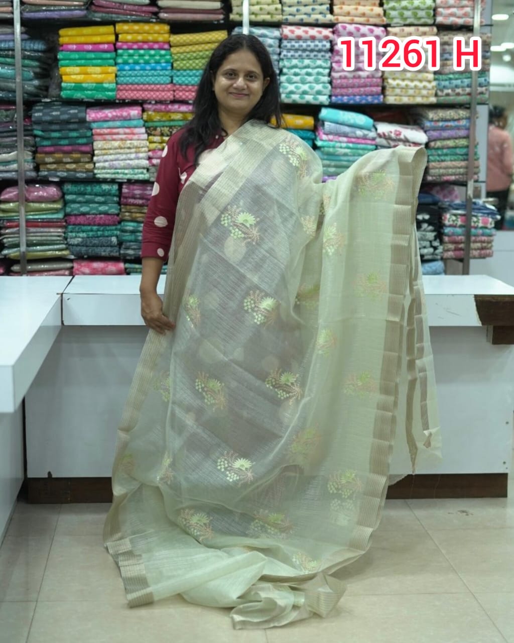 Organza Saree with Embroidery Work 11261