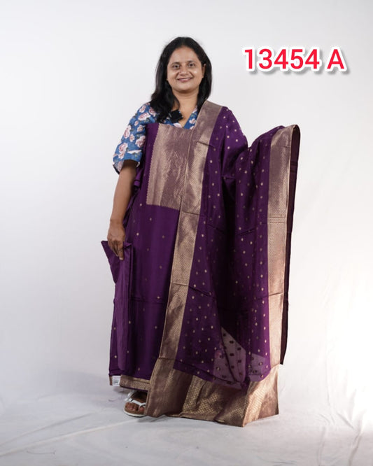 Semi Banarasi Unstitched Salwar Suit 13454